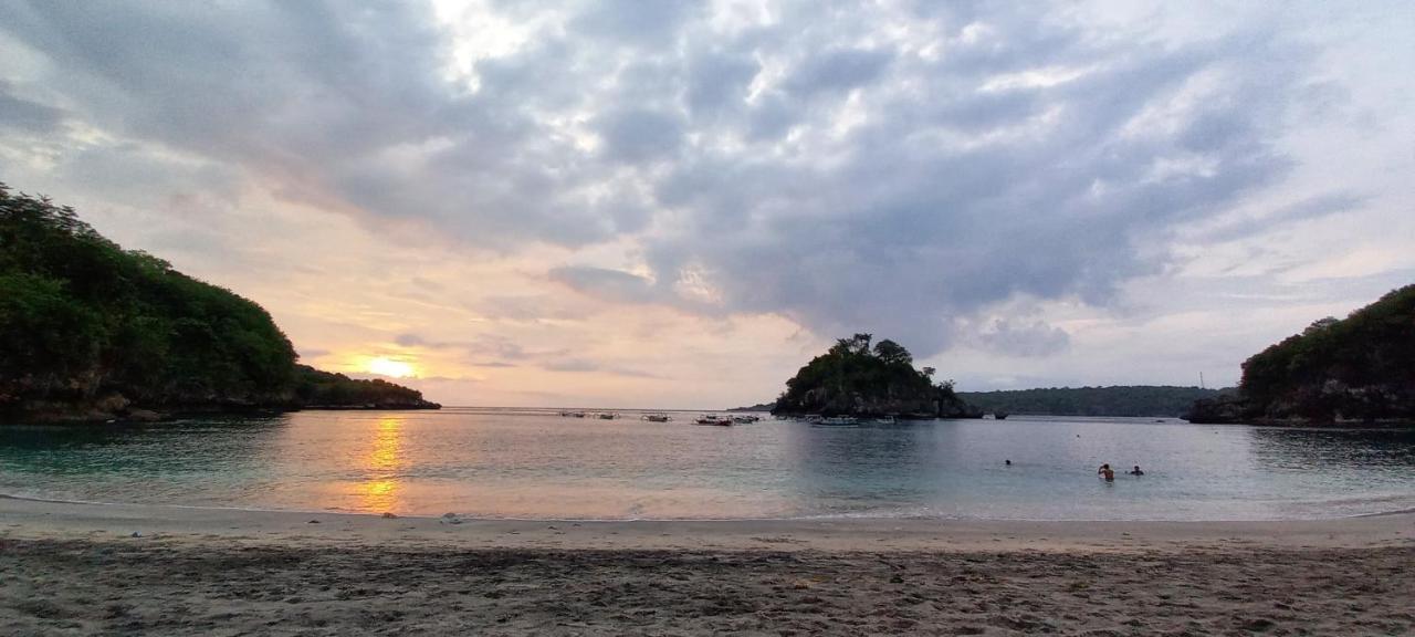 D'Lebah Homestay Nusa Penida Zewnętrze zdjęcie